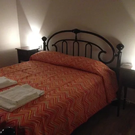 Bed & Breakfast Lovelucca Lucca