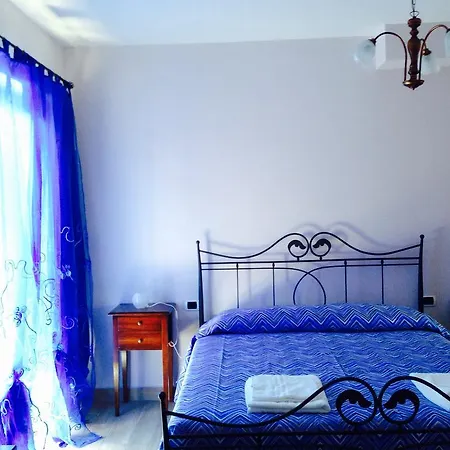 Lovelucca Bed & Breakfast Lucca